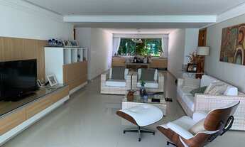 Imagem 6: Apartamento beira mar pé na areia de 190 m² com acesso privativo à praia de Ponta de Campi