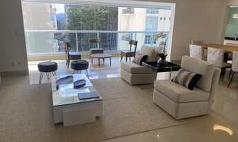 Imagem 5: Apartamento para aluguel e venda possui 238 metros quadrados com 3 quartos