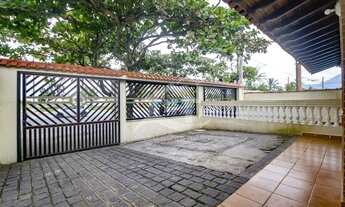 Imagem 2: Casa - Térrea no bairro Ribamar, 0 metros da praia, Peruíbe-SP