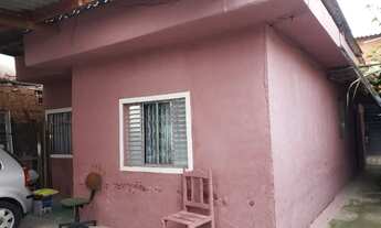 Imagem 6: Três casas no mesmo terreno e garagem ampla