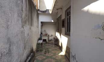 Imagem 7: Casa de 2 quartos com amplo quintal e quitinete em Coelho da Rocha