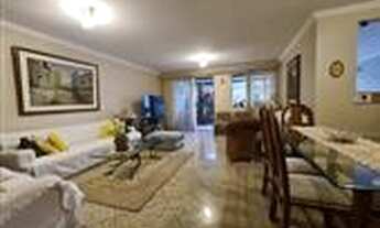 Imagem 3: Casa de condomínio para venda possui 200 metros quadrados com 4 quartos