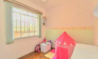 Imagem 2: Apartamento para venda possui 53 metros quadrados com 2 quartos em Centro - Curitiba - PR