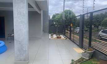 Imagem 4: Casa Encantadora de Esquina em Jardim Diamante - Maringá - PR