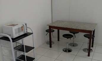 Imagem 3: Apartamento mobiliado com um quarto, sala/cozinha e banheiro