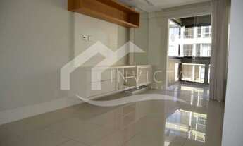 Imagem 2: Apartamento para venda tem 105 metros quadrados com 2 quartos em Copacabana - Rio de Janei