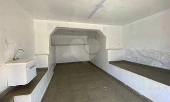 Imagem 2: São João da Boa Vista - Casa Padrão - Centro