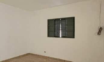 Imagem 3: Casa para aluguel possui 40m² com 1 quarto em São Mateus - Jardim Colonial