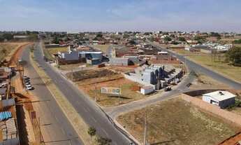 Imagem: Lote para venda possui 270 metros quadrados