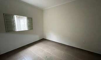 Imagem 6: Casa para aluguel possui 141 metros quadrados com 3 quartos