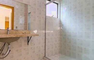 Imagem 12: Apartamento para venda possui 67 metros quadrados com 2 quartos em Auxiliadora - Porto Ale