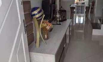 Imagem 2: Casa/Sobrado 3D Mobiliada rua asfaltada no Rio Vermelho/ Cont. Anual