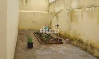 Imagem 7: Casa para aluguel, 3 quartos, 1 suíte, 1 vaga, Santa Mônica - Uberlândia/MG