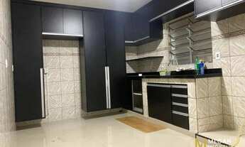 Imagem: Casa com 5 dormitórios à venda, 200 m²