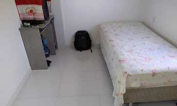 Imagem 4: Casa em rua pública