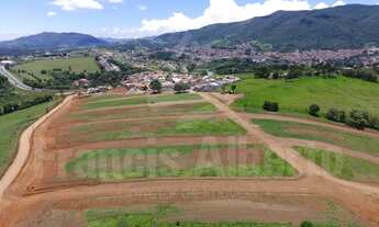 Imagem 2: Lote/Terreno para venda com 200 metros quadrados em Centro - Extrema - MG