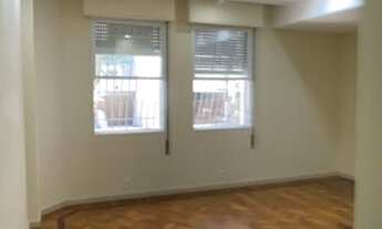 Imagem 5: Venda - Charmoso apto no Leblon (quadra da praia). 2 qtos (1 suite). Garagem. Dep completa