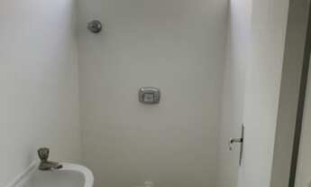 Imagem 6: Sala comercial com 50 m², reformada, no centro da cidade, localizada no Edifício Centro Em