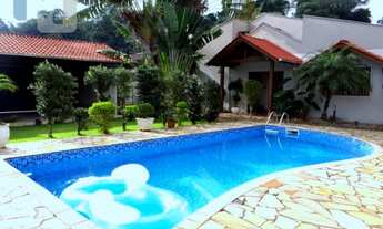 Imagem: Excelente Residência com Piscina, amplo