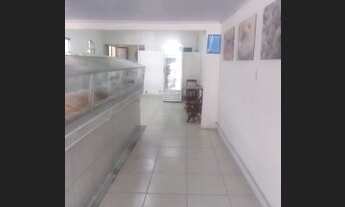 Imagem 2: Excelente restaurante com peixaria com piscina