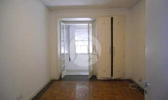 Imagem 3: HOMEHUB ALUGA: 4 quartos com 2 vagas na Av. Atlântica em frente a praia