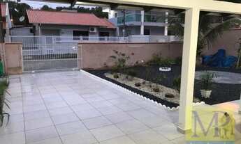 Imagem 2: Casa bem localizada Centro Penha 200m² à 700 metros do mar