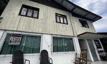 Imagem 2: Ótimo terreno com 547m², fazendo frente/fundos em 15m e 37m de laterais, no bairro Água Ve