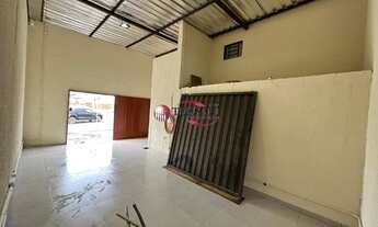 Imagem 4: Aluga salão comercial Luz da Esperança com 55m2, 1 banheiro, AV principal do bairro, pé di