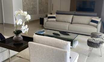 Imagem 6: Apartamento para aluguel e venda possui 238 metros quadrados com 3 quartos