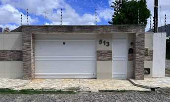 Imagem: VENDO ou ALUGO Belíssima Casa com 4 Suítes