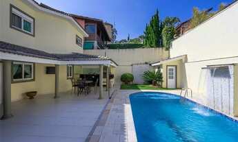 Imagem 6: Casa no Residencial Nove decorada com 4 suítes, área gourmet e 6 vagas em Alphaville