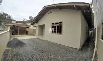 Imagem: Casa para aluguel, 5 quartos, 2 vagas, Cerâmica