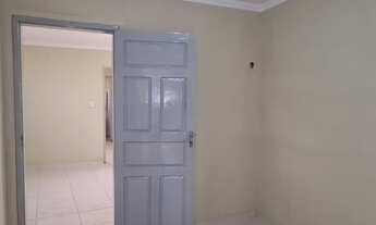 Imagem 3: Apartamento para aluguel possui 60 metros quadrados com 2 quartos em Centro - Crato - Cear