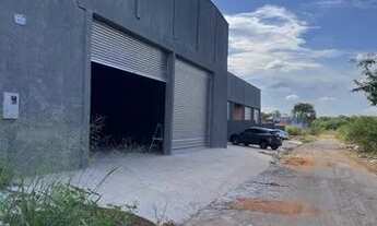 Imagem 2: ALUGUEL DE GALPAO COMERCIAL AO LADO DO PASSEIO DAS AGUAS