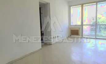 Imagem 2: Junto a Praça Comandante Xavier de Brito (a famosa Praça dos Cavalinhos