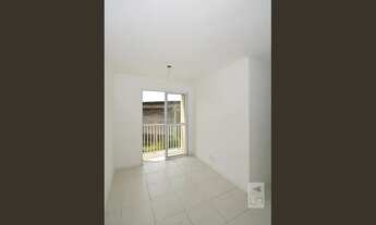 Imagem 6: Apartamento para Aluguel - Irajá, 2 Quartos, 45 m2