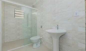 Imagem 2: Casa para aluguel tem 204 metros quadrados com 5 quartos em Xaxim - Curitiba - PR