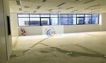 Imagem 7: Sala/Conjunto para aluguel e venda possui 400 metros quadrados em Itaim Bibi - São Paulo