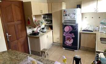 Imagem 4: Casa para venda possui 110 metros quadrados com 4 quartos em Centro - Nova Friburgo - RJ