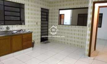 Imagem: REF 5001. 4 casas. 2 salões comerciais