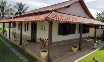 Imagem: Residência quase pé na areia