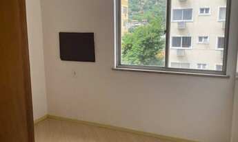 Imagem 7: Apartamento para Venda em Niterói, SANTA ROSA, 2 dormitórios, 1 banheiro, 1 vaga
