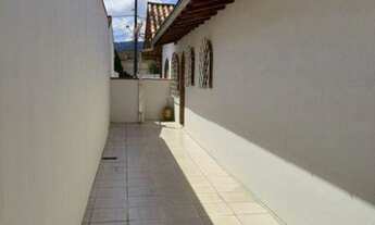 Imagem 5: Espaçosa casa térrea no Saguaçu próxima ao Colégio bom Jesus