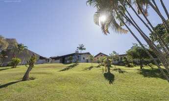 Imagem 2: Casa á venda, Margem Esquerda em Gaspar, com grande potencial para comercio e empresa