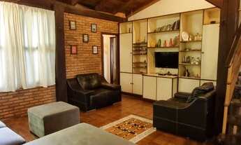 Imagem 2: Casa para aluguel possui 180 metros quadrados com 3 quartos em Centro - Chapada dos Guimar