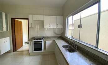 Imagem 4: São João da Boa Vista - Casa Padrão - Riviera de São João