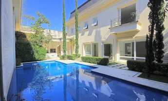 Imagem 2: JARDINS / CASA DE CINEMA- 1292m² TERRENO, 900m² ÁREA ÚTIL, 3 SUÍTES, 12 VAGAS COBERTAS (no