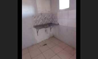 Imagem 2: Vendo uma casa na entrada do Luiz Eduardo