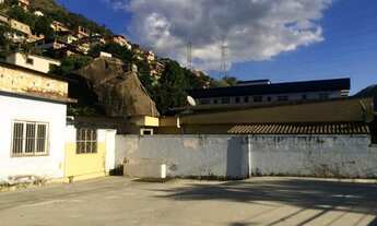 Imagem 7: Casa com 3 quartos e 3 lojas - Bairro Cascatinha - Petrópolis, RJ