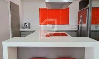 Imagem 2: Casa Alto Padrão em Condomínio Fechado